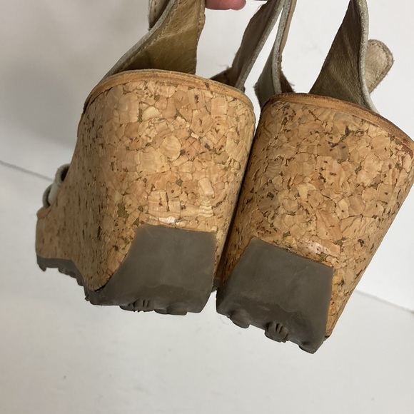 Fly London Shoes Womens 38 7.5 8 Cream Beige Leather Cork Wedge Platform Sandals - Picture 8 of 13
